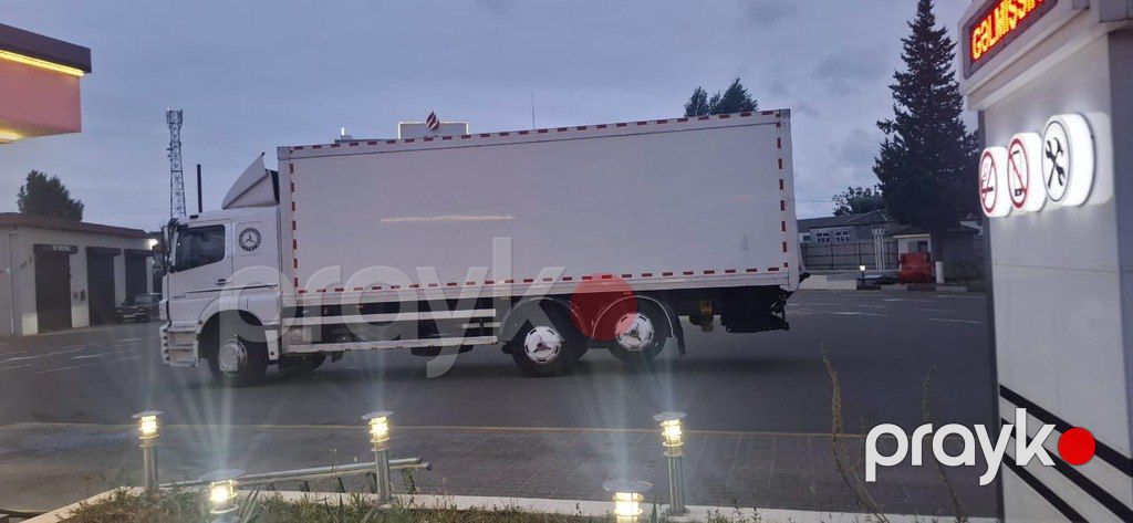 Mercedes Axor 1833, 7.2 L, 2008 il, 869 800 km — Yük maşınları, Lənkəran (3)