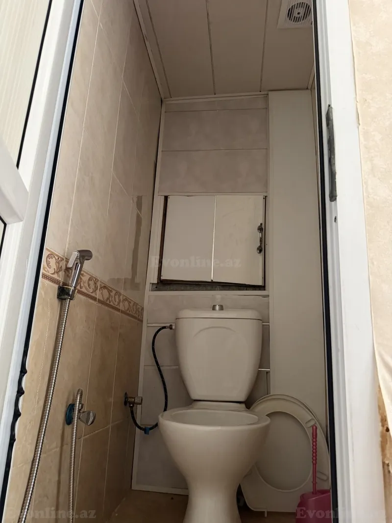 Kirayə verilir 3 otaqlı Mənzil Köhnə tikili 75 m² Bakı, Nizami r., Xalqlar Dostluğu m., 8-ci kilometr — Mənzil, Bakı (7)