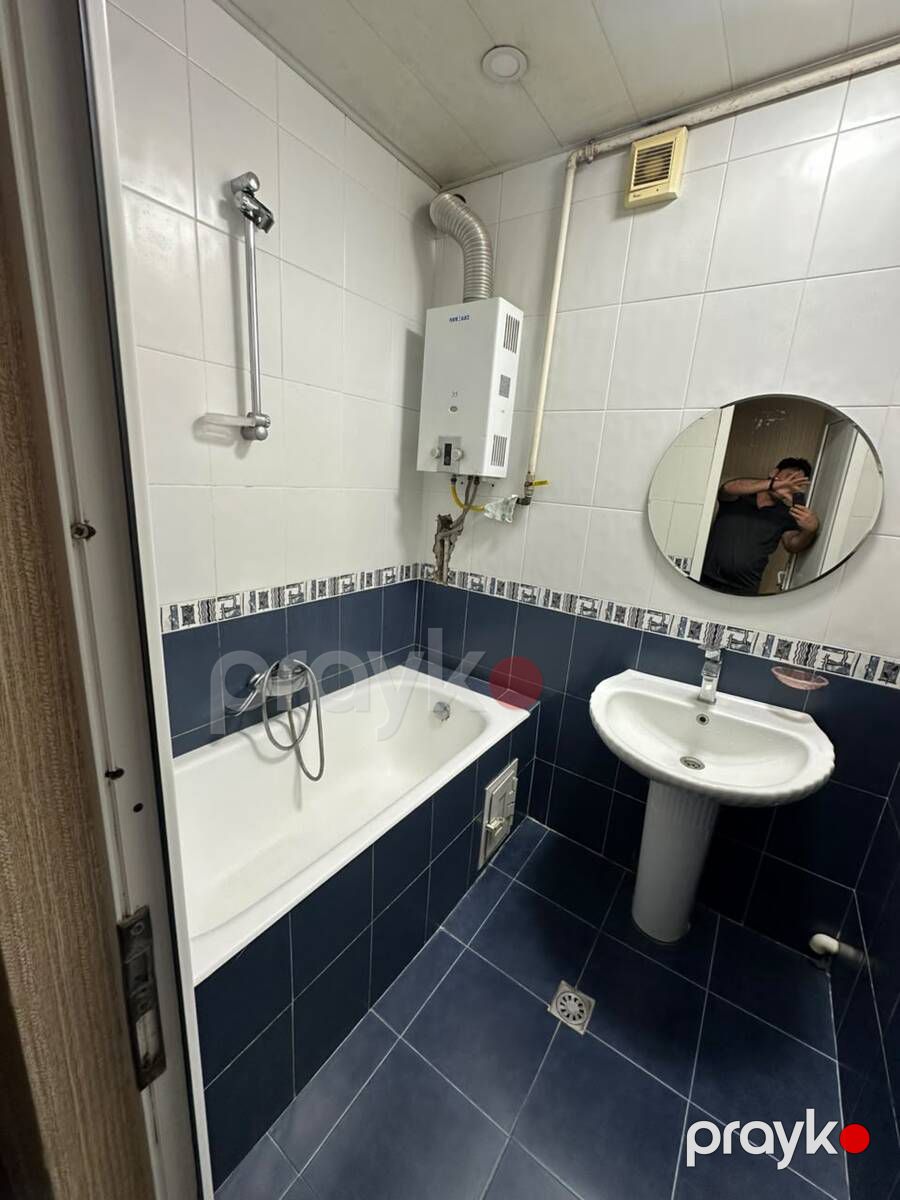 Satılır 4 otaqlı köhnə tikili 110 m² — Mənzil, Bakı (11)