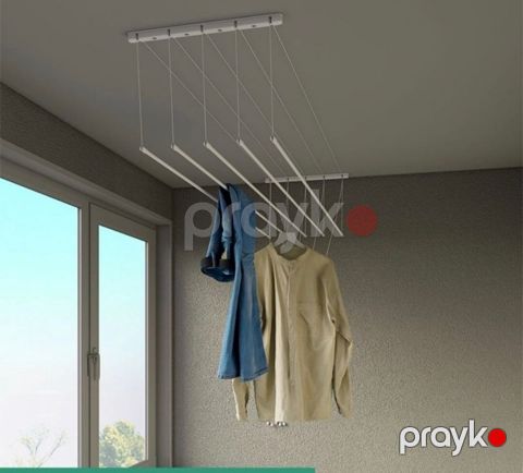 Paltar asılqanı — Bakı
