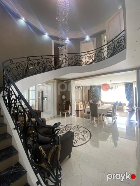 Satılır 4 otaqlı yeni tikili 154 m²