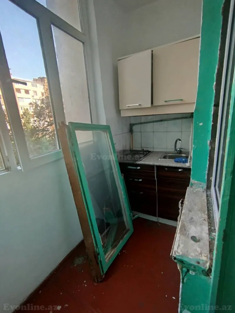Kirayə verilir 1 otaqlı Mənzil Köhnə tikili 50 m² Bakı, Yasamal r., İnşaatçılar m., Yeni Yasamal — Mənzil, Bakı (4)