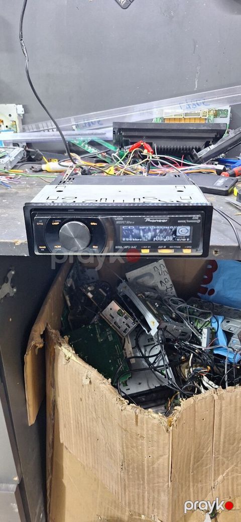 Maqnitola Pioneer 7150 — Bakı