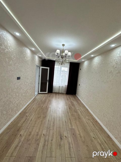 Satılır 3 otaqlı köhnə tikili 65 m² — Bakı