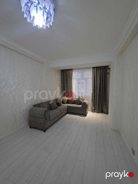 Satılır 2 otaqlı yeni tikili 70 m² — Bakı