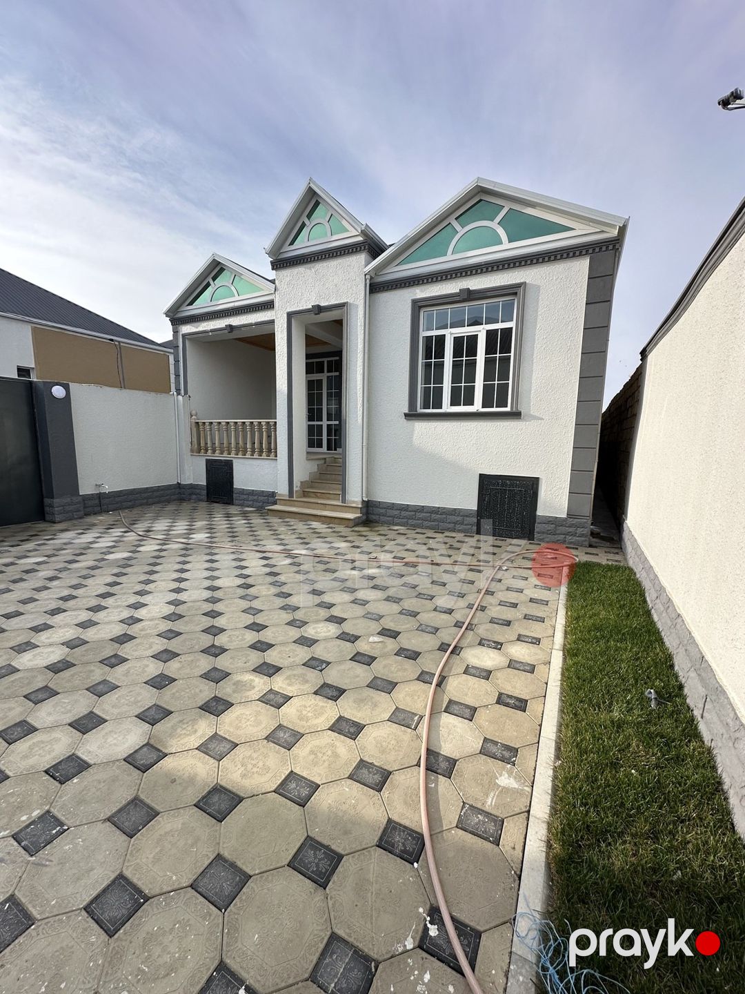 Satılır 4 otaqlı həyət evi/bağ evi 130 m² — Ev, villa, Bakı (2)