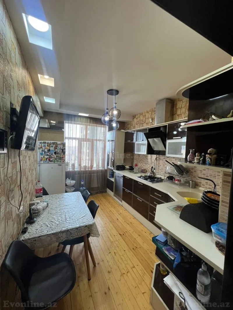 Satılır 3 otaqlı Mənzil Yeni tikili 86 m² Bakı, Yasamal r., 20 Yanvar m., Yasamal — Mənzil, Bakı (4)
