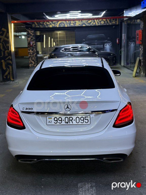 Mercedes C 300, 2.0 L, 2016 il, 163 000 km — Avtomobillər, Bakı (9)