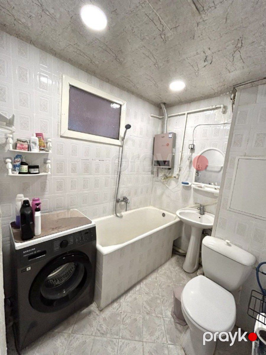 Satılır 2 otaqlı köhnə tikili 55 m² — Mənzil, Bakı (3)