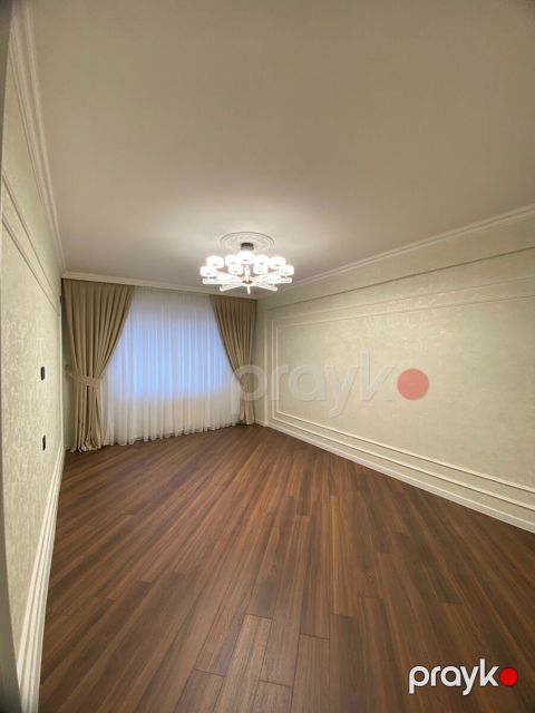 Satılır 2 otaqlı yeni tikili 70 m²