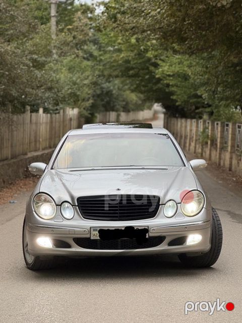 Mercedes E 320, 3.2 L, 2004 il, 260 000 km — Quba