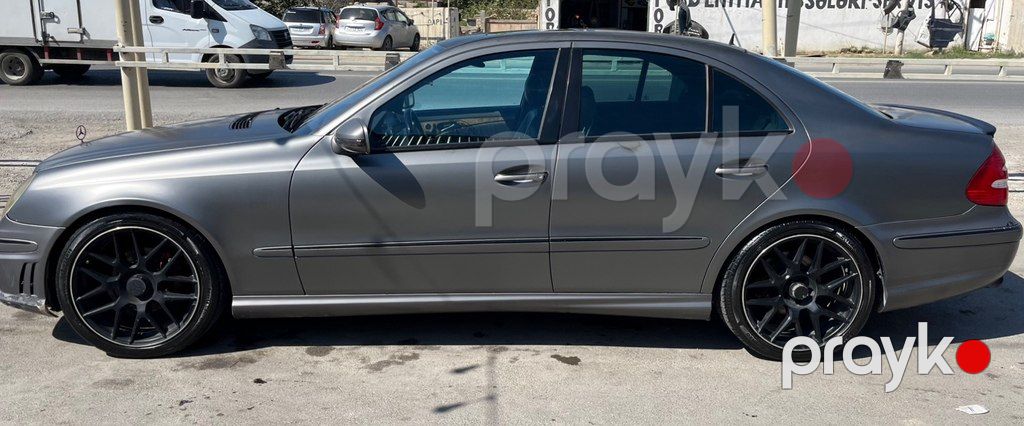 Mercedes E 320, 3.2 L, 2003 il, 300 000 km — Avtomobillər, Bakı (7)