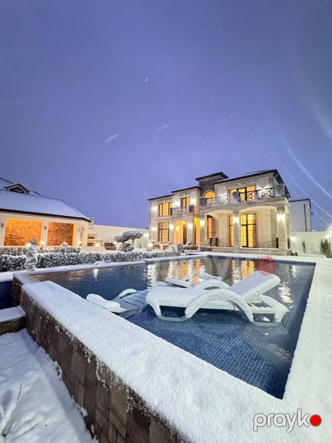 Satılır 6 otaqlı həyət evi/bağ evi 500 m² — Bakı