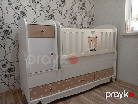 Dilek Beşik satilir 80 azn Matras var. İdeal veziyyetdedirler