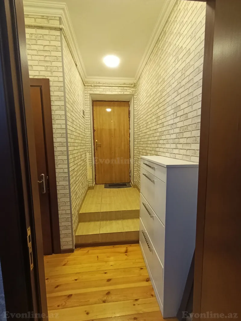Satılır 1 otaqlı Mənzil Köhnə tikili 33.2 m² Bakı, Binəqədi r., Azadlıq prospekti m., M.Ə.Rəsulzadə — Mənzil, Bakı (3)