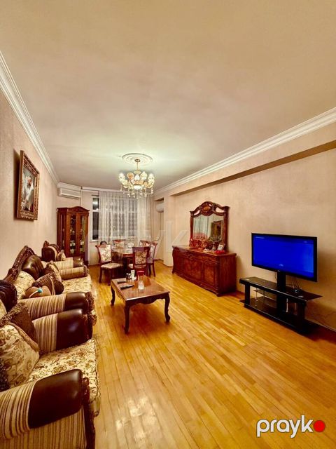 Satılır 3 otaqlı yeni tikili 120 m² — Bakı