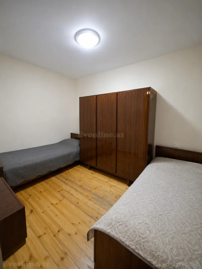 Kirayə verilir 4 otaqlı Həyət evi 100 m² Bakı, Yasamal r., İnşaatçılar m., Yasamal — Bakı
