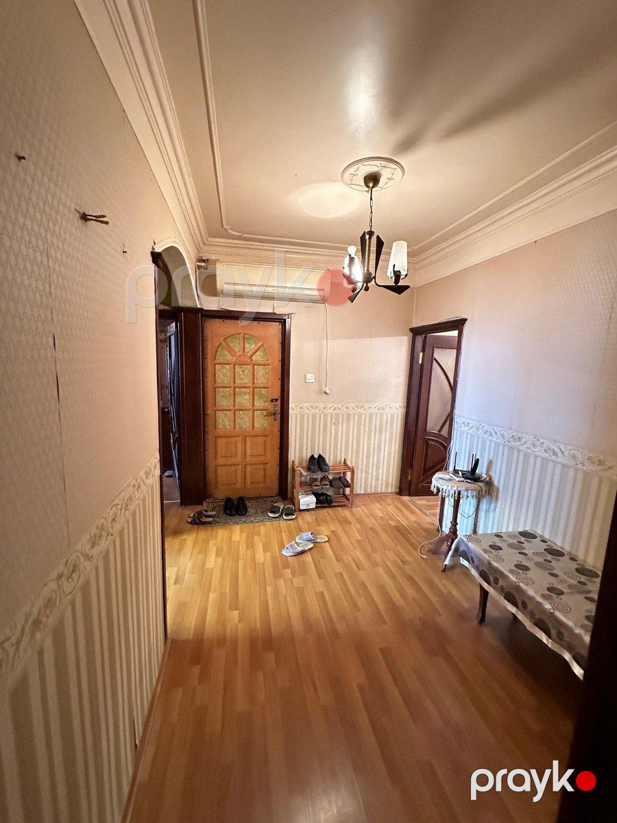 Satılır 4 otaqlı köhnə tikili 90 m² — Mənzil, Bakı (12)