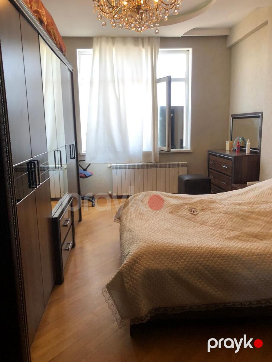 Satılır 4 otaqlı yeni tikili 200 m² — Mənzil, Bakı (8)
