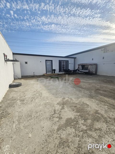 Satılır 4 otaqlı həyət evi/bağ evi 120 m² — Bakı