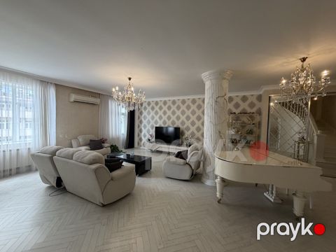 Satılır 6 otaqlı yeni tikili 303 m² — Bakı