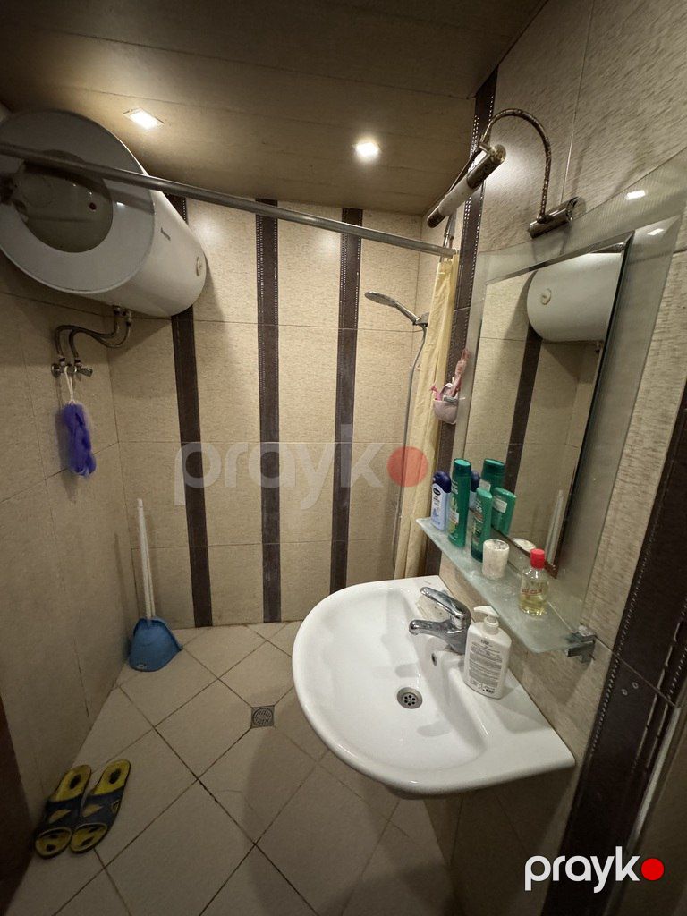 Satılır 2 otaqlı köhnə tikili 55 m² — Mənzil, Bakı (12)