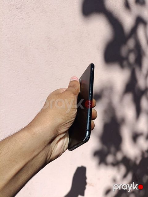 IPhone 7, 32 GB, Qara, Barmaq izi — Bakı