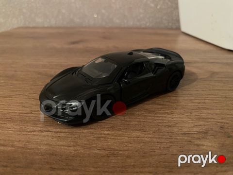 Avtomobil modeli — Bakı