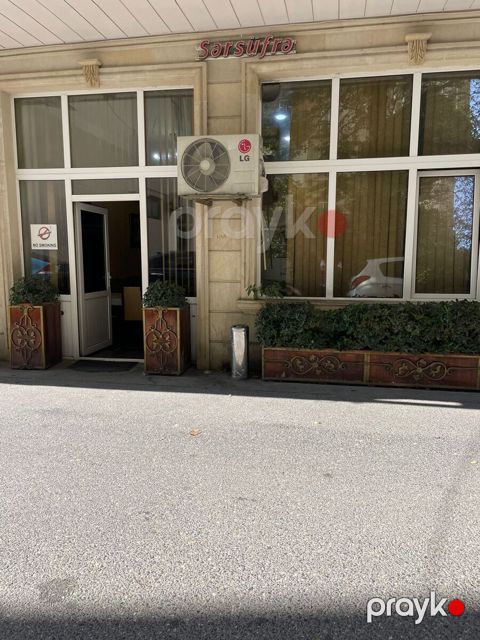 Satılır obyekt 101 m² — Bakı
