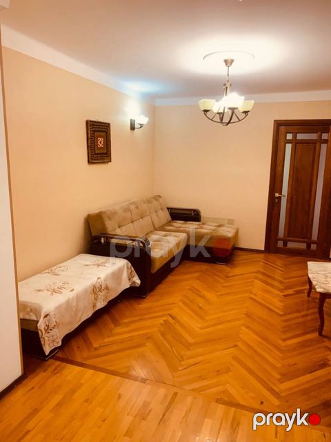 İcarəyə verilir 3 otaqlı köhnə tikili 80 m² — Bakı