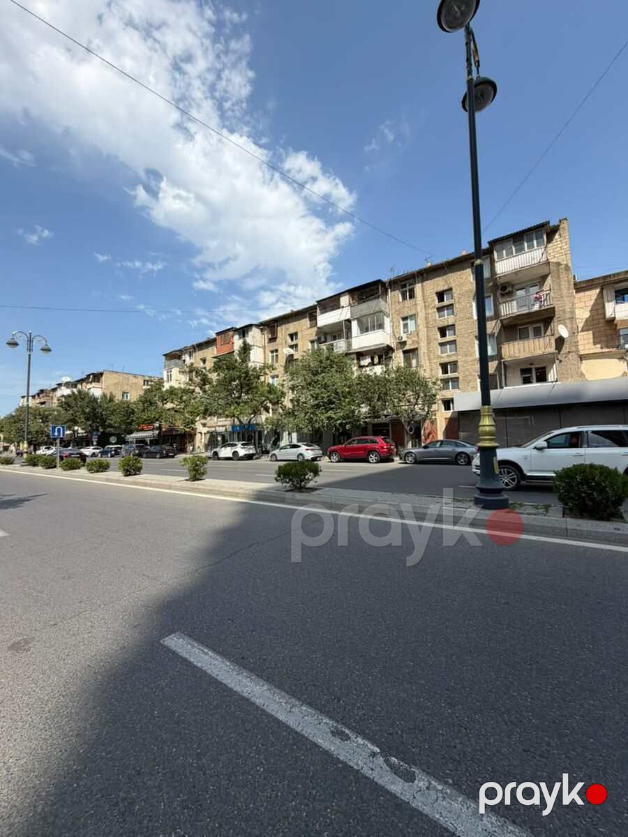 Satılır 2 otaqlı köhnə tikili 42 m² — Mənzil, Bakı (3)