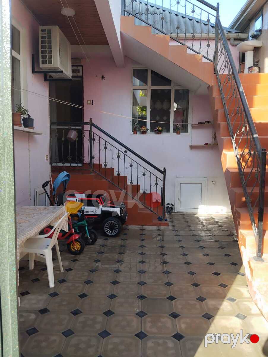 Həyət evi, Y. Ramana qəs — Ev, villa, Bakı (4)