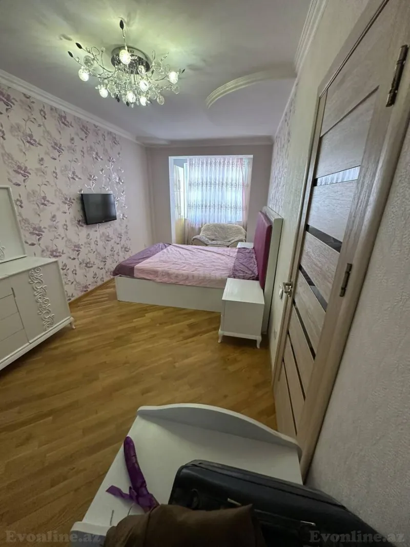 Satılır 3 otaqlı Mənzil Yeni tikili 95 m² Bakı, Yasamal r., İnşaatçılar m — Mənzil, Bakı (8)