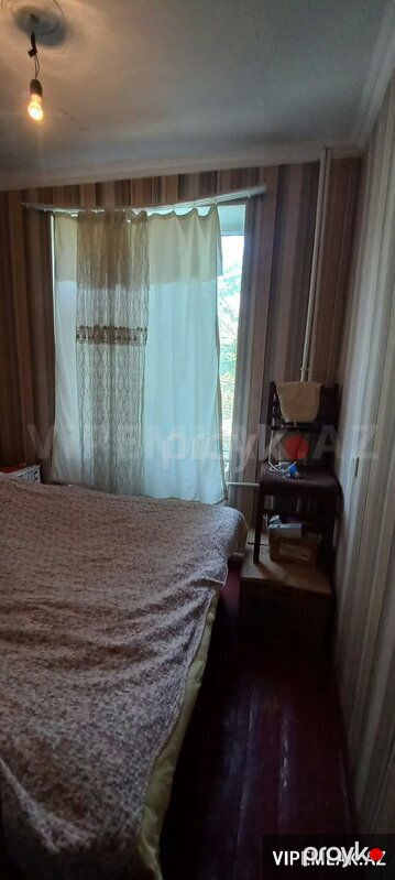 Binəqədi rayonunda 2 otaqlı Köhnə tikili Satılır, 35 m²