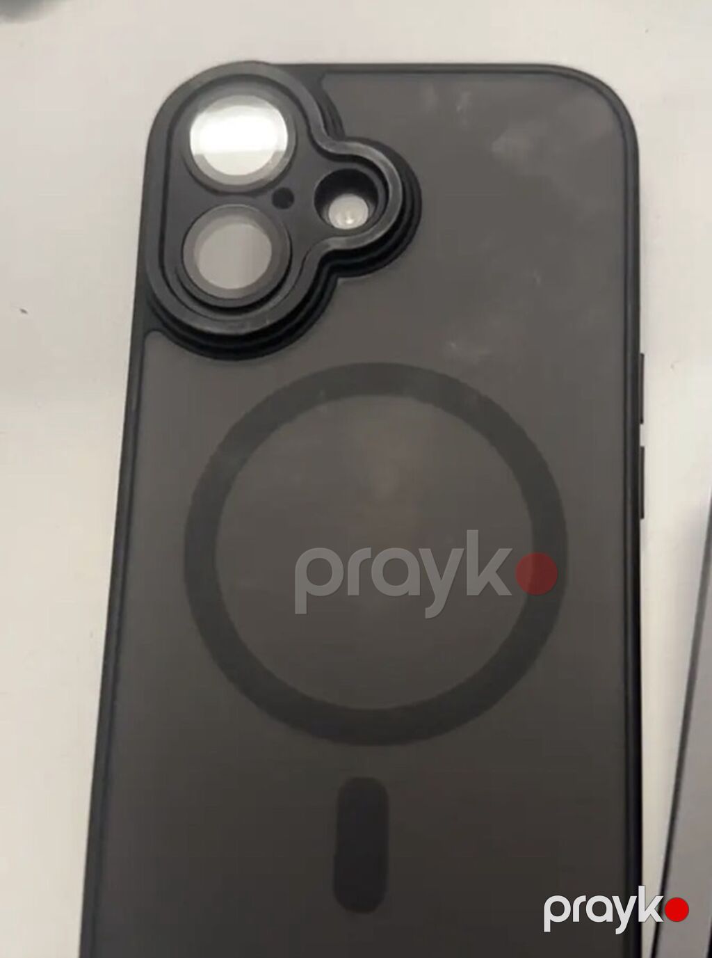 IPhone 17 üçün qoruyucu kabro (Case) Toz və ləkə tutmayan material — Çexollər, Bakı (4)