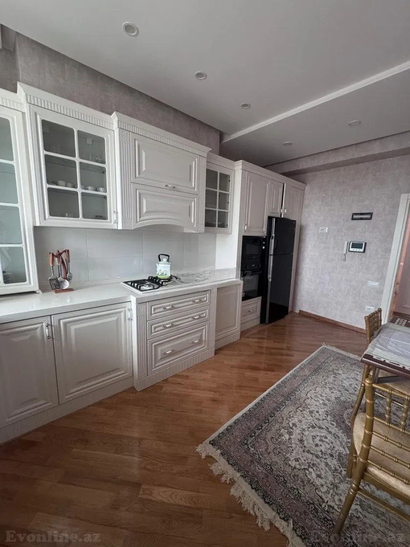 Kirayə verilir 3 otaqlı Mənzil Yeni tikili 130 m² Bakı, Nəsimi r — Mənzil, Bakı (6)