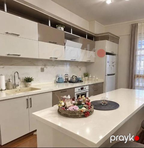 *Mətbex Mebeli 500₼Satilir. Üzəri mərmərdir+Mətbəx Adasi Ölçü