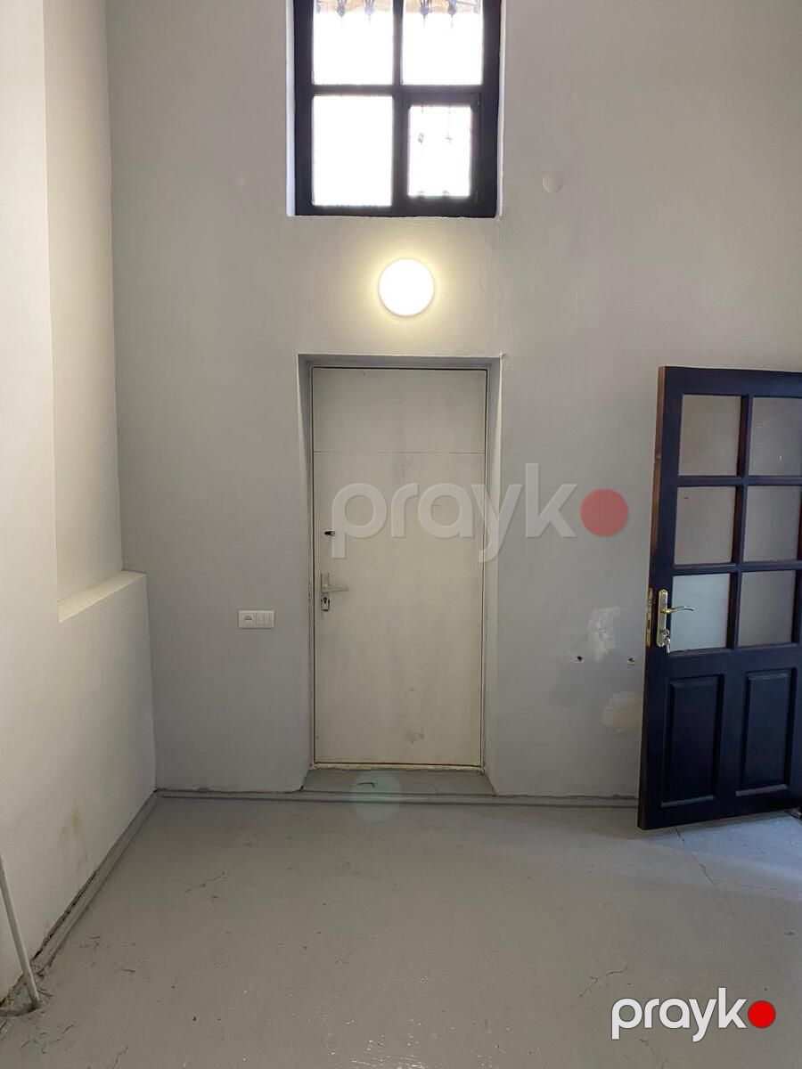 Satılır 9 otaqlı köhnə tikili 93 m² — Mənzil, Bakı (6)