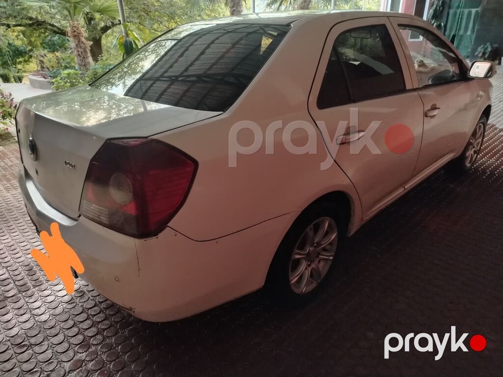 Geely mk satılır ili 2012 mator 1.5 konseneri var isteyen — Avtomobillər, Şəki (3)