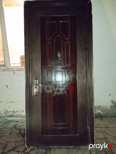 Seyf qapı — Bakı