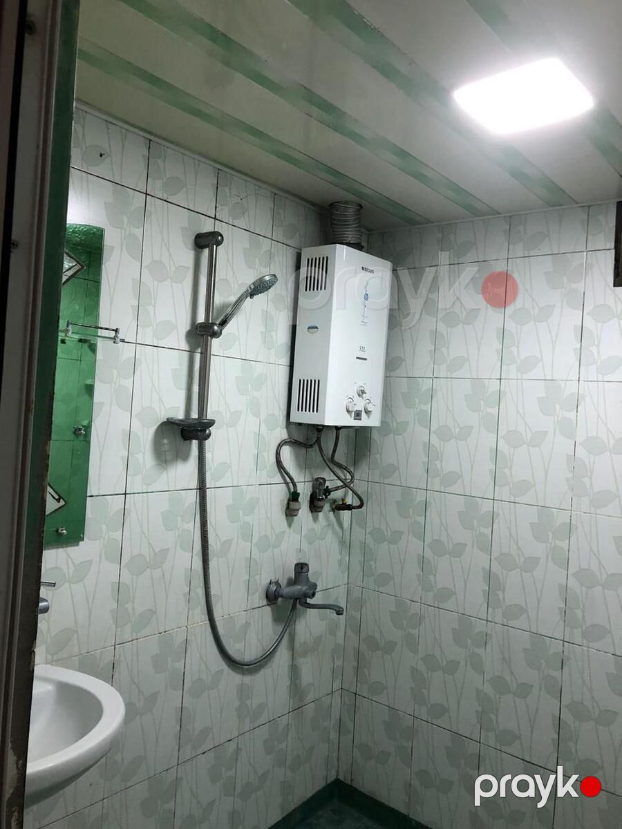 Satılır 2 otaqlı köhnə tikili 58 m² — Mənzil, Bakı (6)