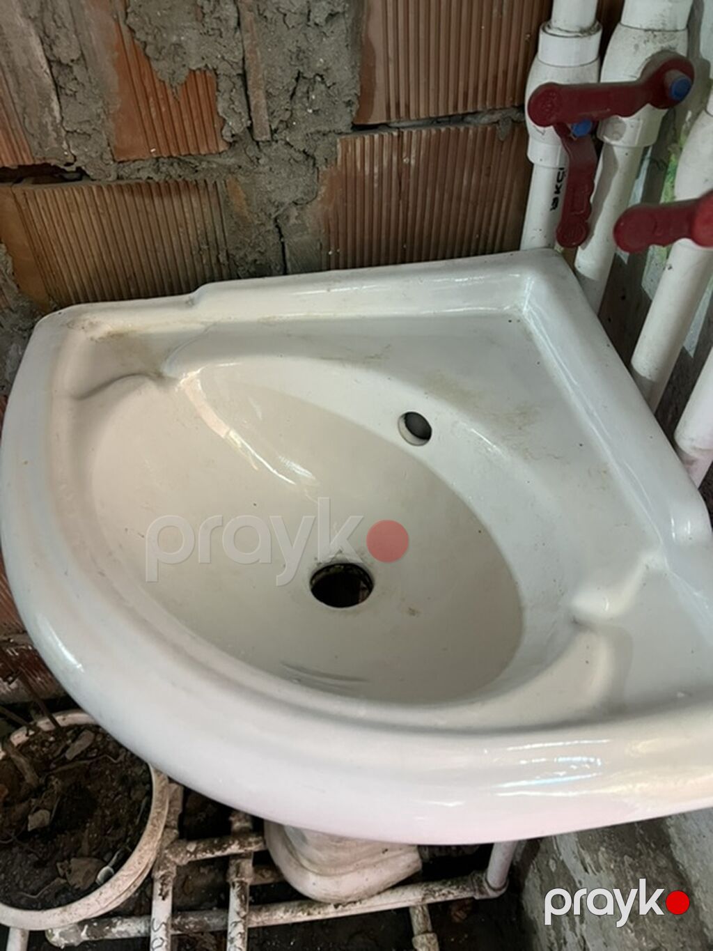 Keramik ayaqlı əl-üz yuma lavabosu - Material: parlaq ağ — Lavabolar, Digah (3)
