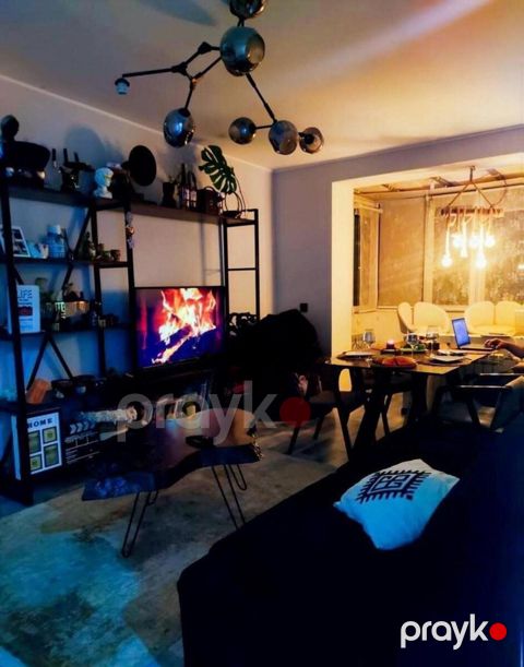 Satılır 2 otaqlı köhnə tikili 52 m²