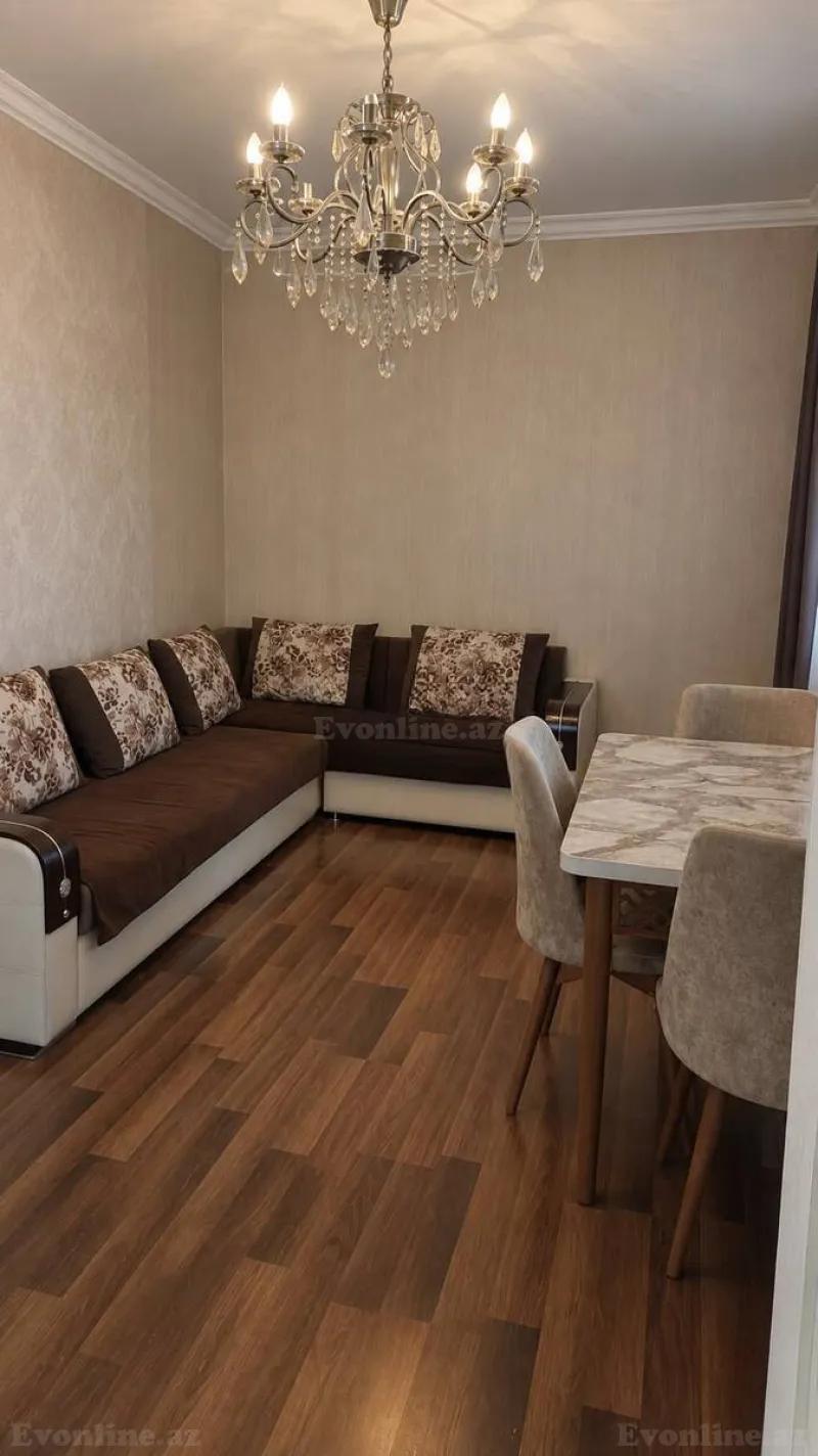 Kirayə verilir 2 otaqlı Mənzil Köhnə tikili 60 m² Bakı, Nəsimi r., Memar Əcəmi m — Bakı