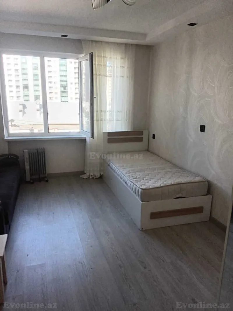 Kirayə verilir 1 otaqlı Mənzil Köhnə tikili 45 m² Bakı, Yasamal r., Elmlər Akademiyası m — Mənzil, Bakı (5)