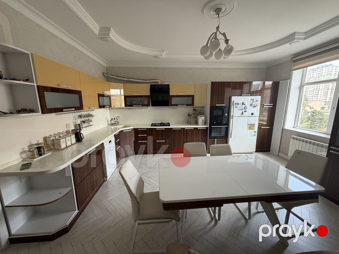 Satılır 6 otaqlı yeni tikili 303 m² — Mənzil, Bakı (6)