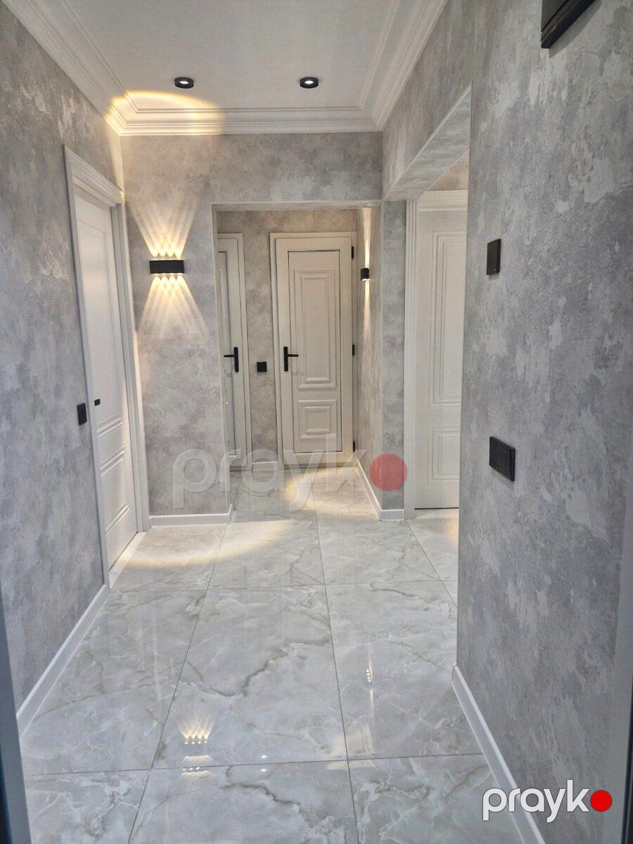 Satılır 4 otaqlı köhnə tikili 85 m² — Mənzil, Bakı (11)