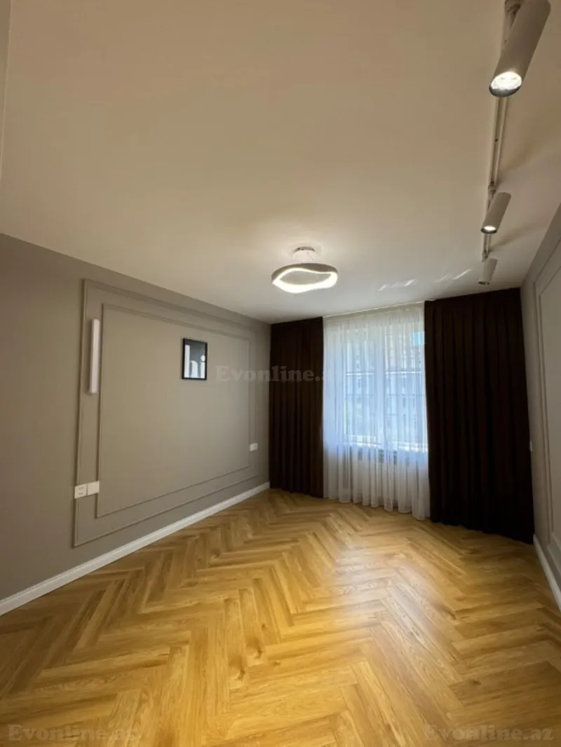 Satılır 2 otaqlı Mənzil Köhnə tikili 50 m² Bakı, Yasamal r., Elmlər Akademiyası m — Mənzil, Bakı (2)