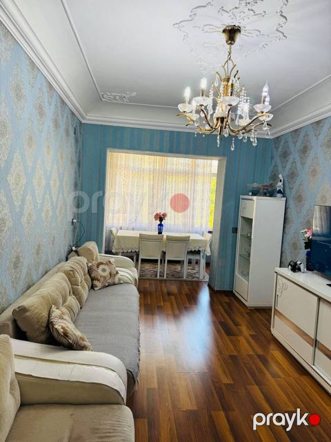Satılır 3 otaqlı köhnə tikili 58 m² — Bakı