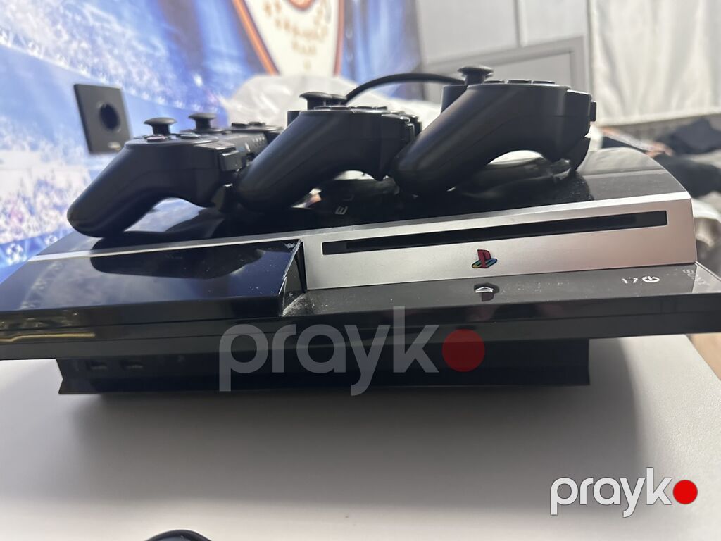 Playstation 3,İdeal veziyyetde 3 dene pultu var,38 dene oyun — Oyun konsolları, Bakı (4)